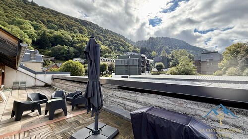 Chalet With Expansive Panorama Terrace