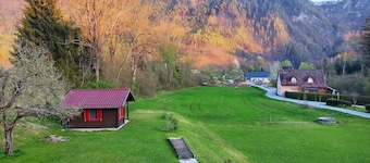 Cozy sunny apartment with 2 balconies.