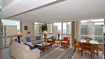 Appart'hôtel, 3 chambres | Coin séjour