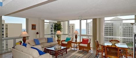 Condo, 3 Bedrooms | Living area | Smart TV