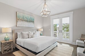 4 bedrooms, iron/ironing board, free WiFi, bed sheets - Big Sky Beach House: Sleeps 14, Golf Cart & 6 Bikes, 2 Resort Pools (Santa Rosa Beach)