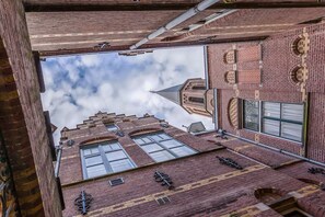 Exterior - Explore History, Enjoy Comfort in Classic Room Close to Speelgoedmuseum (Deventer)