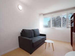 Apartment | 1 bedroom - Scenic Escape by the Village rim (Agde)