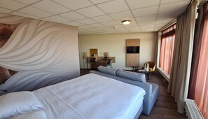 2 bedrooms, free WiFi, bed sheets - 2 Modern units | Near local attractions, top dining spot, Beach & Nature access (Burgh-Haamstede)