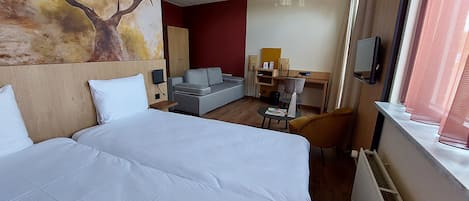 1 bedroom, free WiFi, bed sheets
