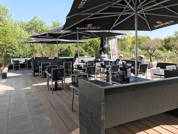 Unclassified image, 1 of 17, button