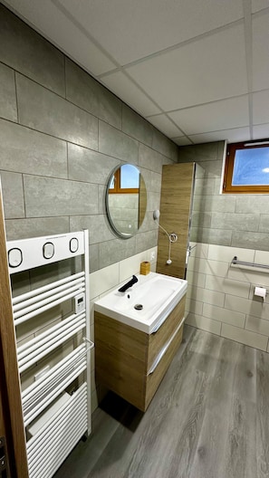 Apartment | Bathroom - Villa Clara Ndeg2 - La Bourboule (La Bourboule)