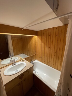 Appartement | Badkamer