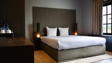 4 camere, Wi-Fi gratuito, lenzuola