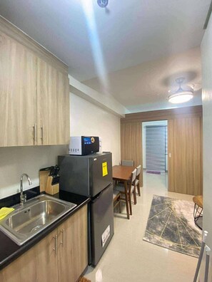 Unclassified image, 3 of 10, button - Staycation Marcos Residence (Taguig)