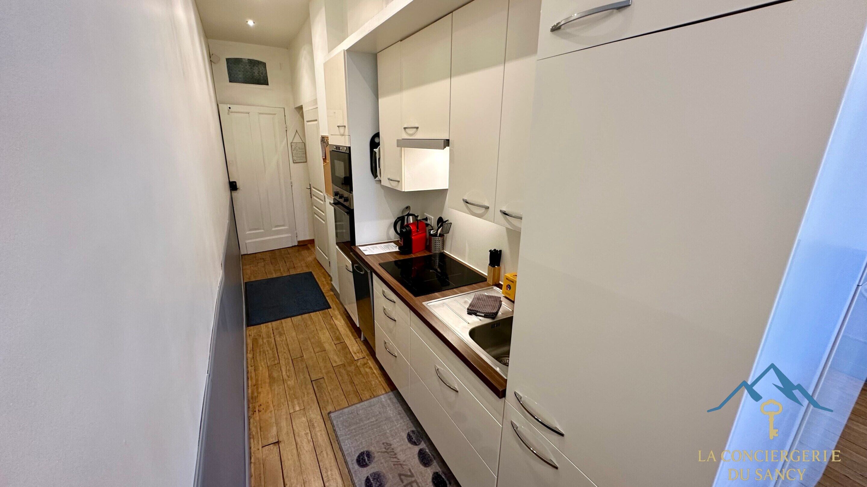 Apartment | Private kitchen | High chair