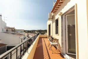 Property grounds - Apartment Casa Calma - Sunny 2 bedrooms in Espiche, near Praia da Luz (Luz)