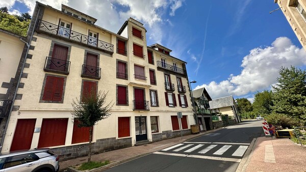 Modern 6-guest Flat In Mont-dore - Mont-Dore