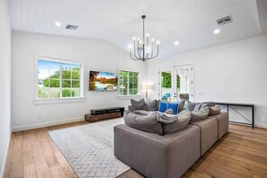 Télévision, espaces bureaux