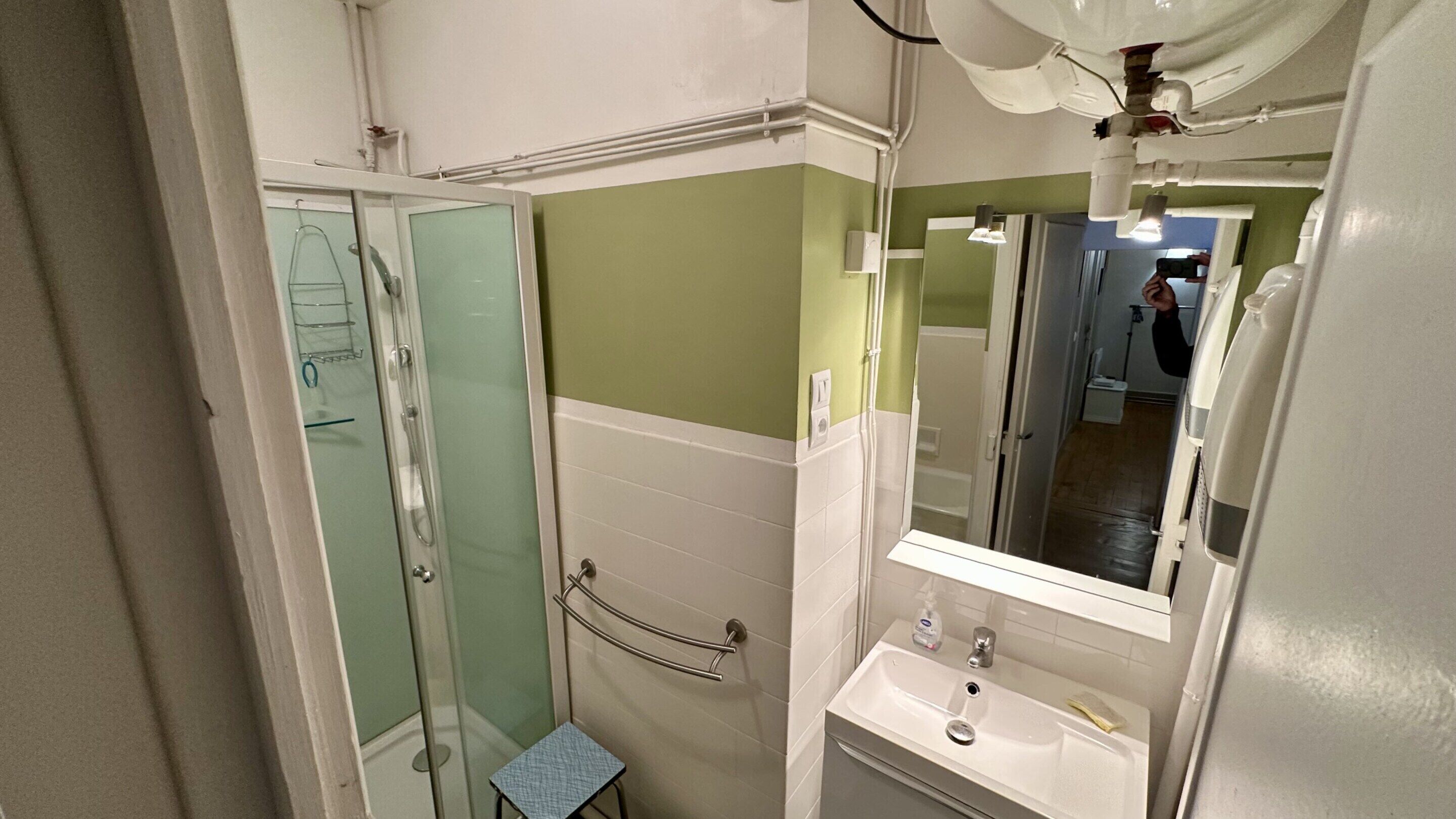 Apartment | Bilik Mandi | Pengering rambut 
