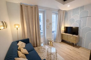 Living area - 2 pieces cosy metro saint michel - Paris 6 -2p (Paris)