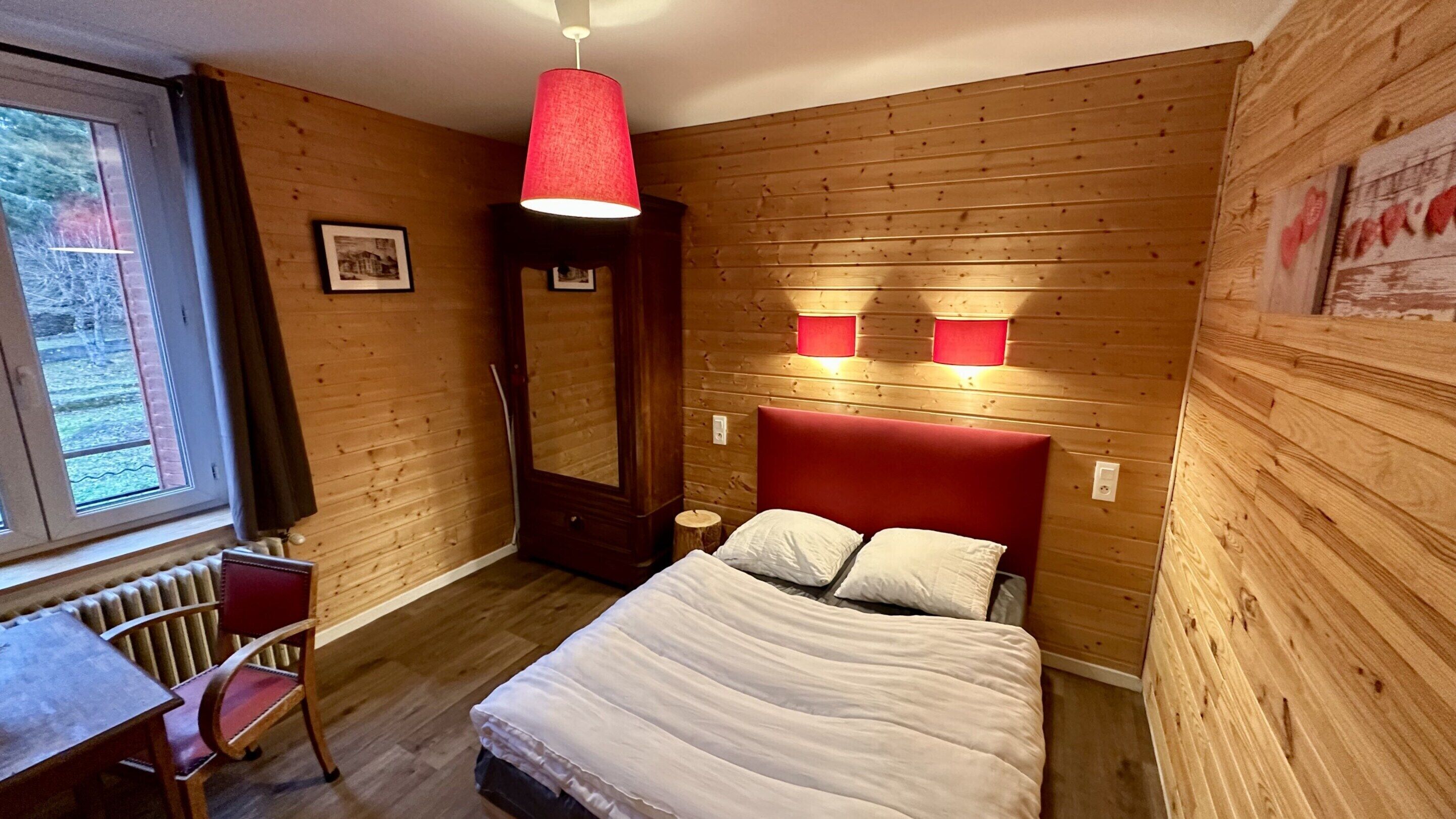 Apartment | 1 bedroom, iron/ironing board