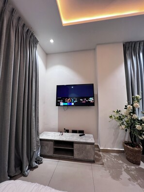 Apartamento superluxo, sacada, vista para o pátio