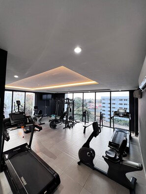 Fitness facility - Luxury Studio Apartments in Accra  (Accra)