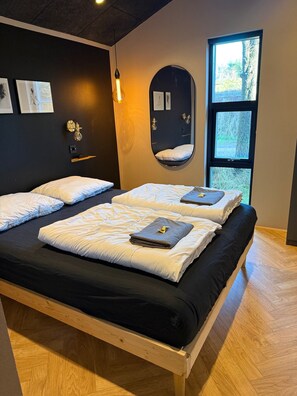 4 habitaciones, cuna de viaje, wifi gratis y ropa de cama 