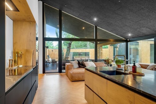 Newly built luxury cottage for great family vacations - pet friendly