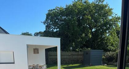 Near La Baule/Historical center. Villa located in a bubble of Serenity.