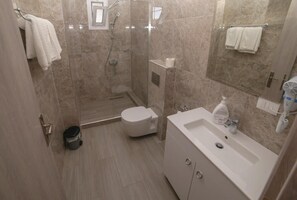 Apartment, Balcony, City View | Bathroom - Apartments Serxhio (Sarandë)