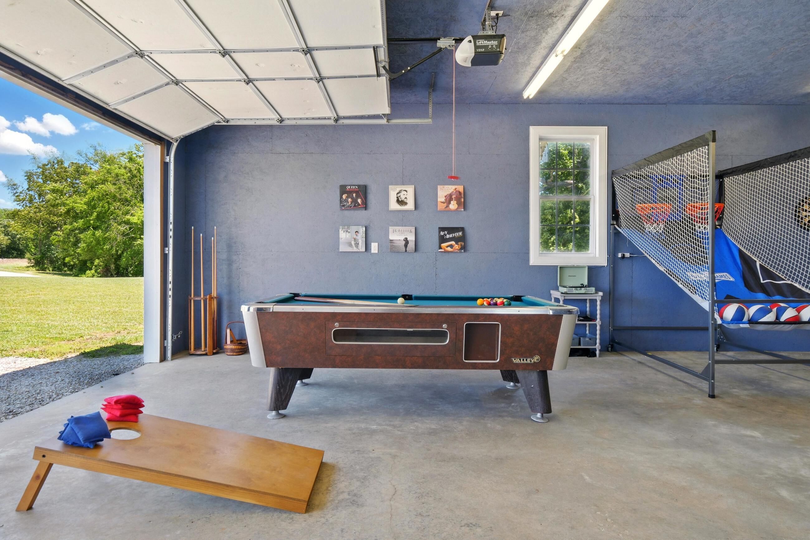 Game room