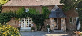Family home in the heart of nature