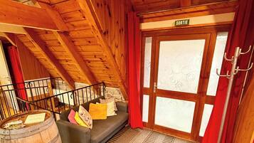 Cottage | Ruang keluarga