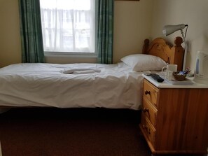 Unclassified image, 3 of 14, button