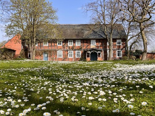 Vacation apartment behind the Elbe dike