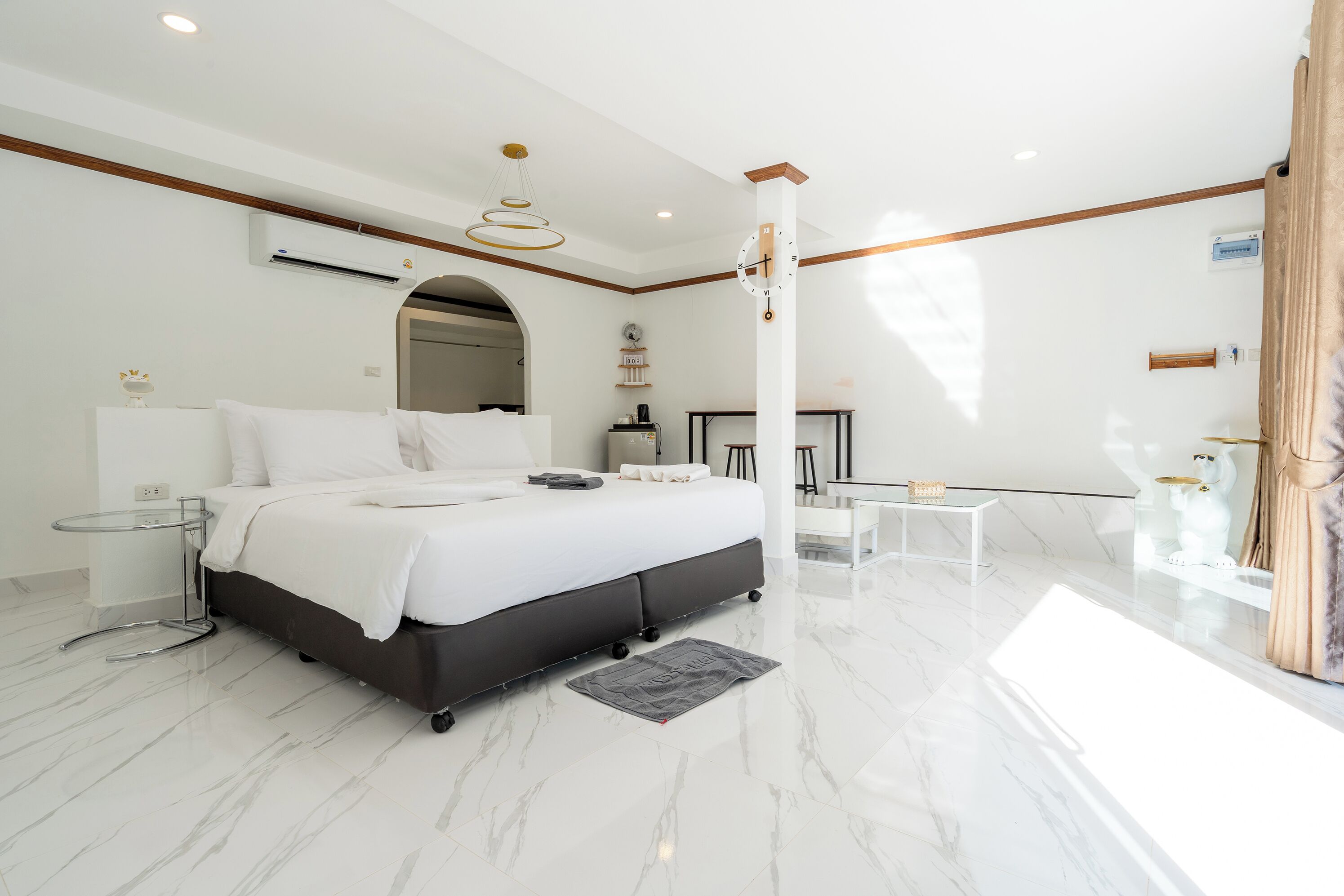 4 bedrooms, Internet, bed sheets