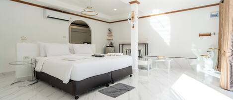 4 bedrooms, Internet, bed sheets