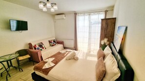 Superior-Studio, Balkon, Stadtblick