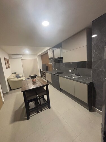 Torre Mirall | 3 Bedrooms | 4 People | parking