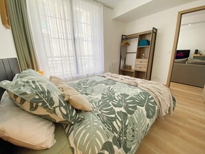 2 bedrooms, free WiFi, bed sheets - Modern apartment in the center of dieppe (Dieppe)