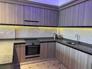 Villa, 4 Bedrooms, Private Pool | Bahagian dalam