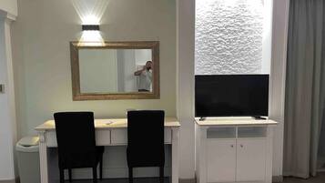 Villa, 4 Bedrooms, Private Pool | Interior