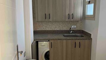 Villa, 4 Bedrooms, Private Pool | Laundry