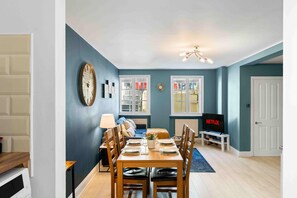 Interior - Beach Reach | By My Getaways (Brighton)