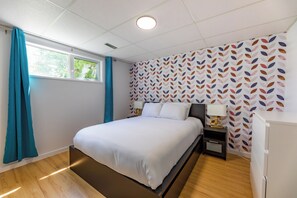 Unclassified image, 5 of 14, button