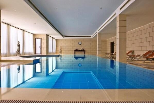 Nicht klassifiziertes Bild, 1 von 32, Schaltfläche