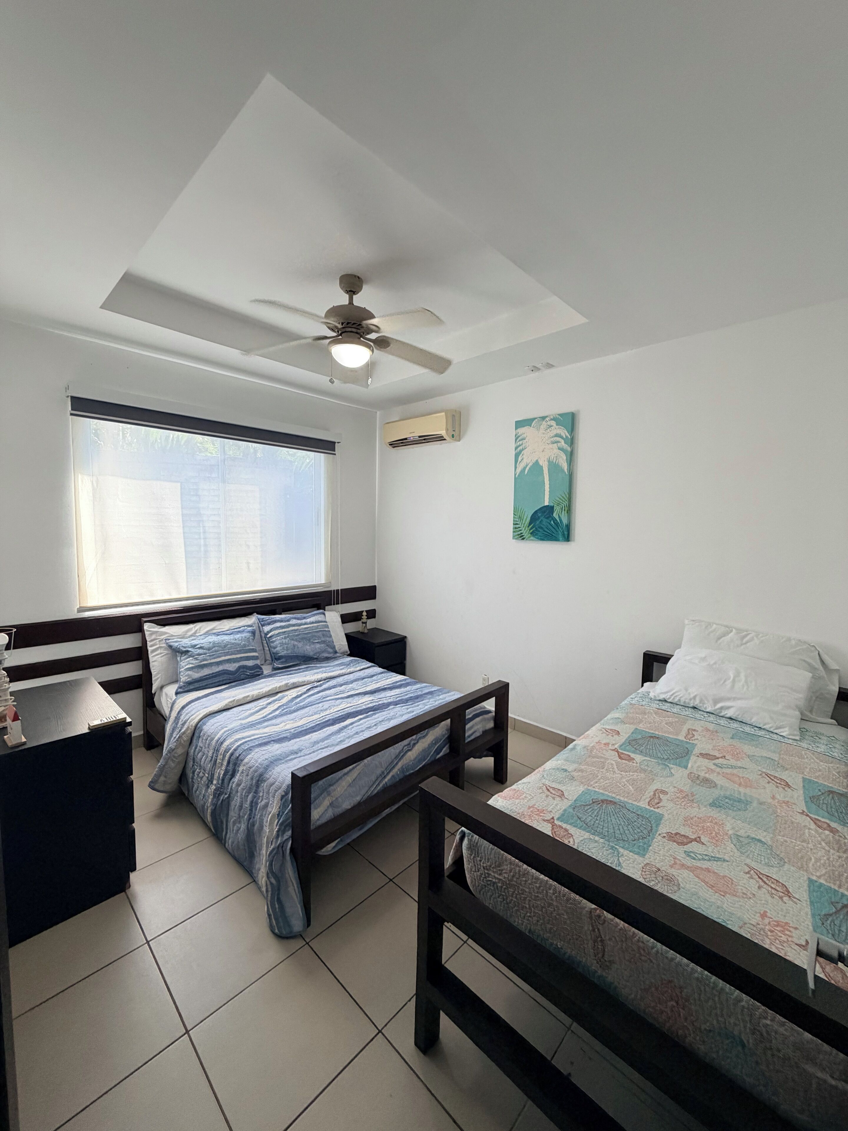 3 quartos, ferros/tábuas de passar roupa, Wi-Fi de cortesia