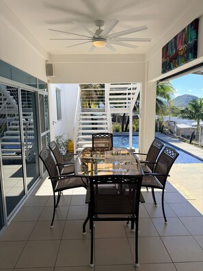 Imagen sin descripción, 5 de 51, botón