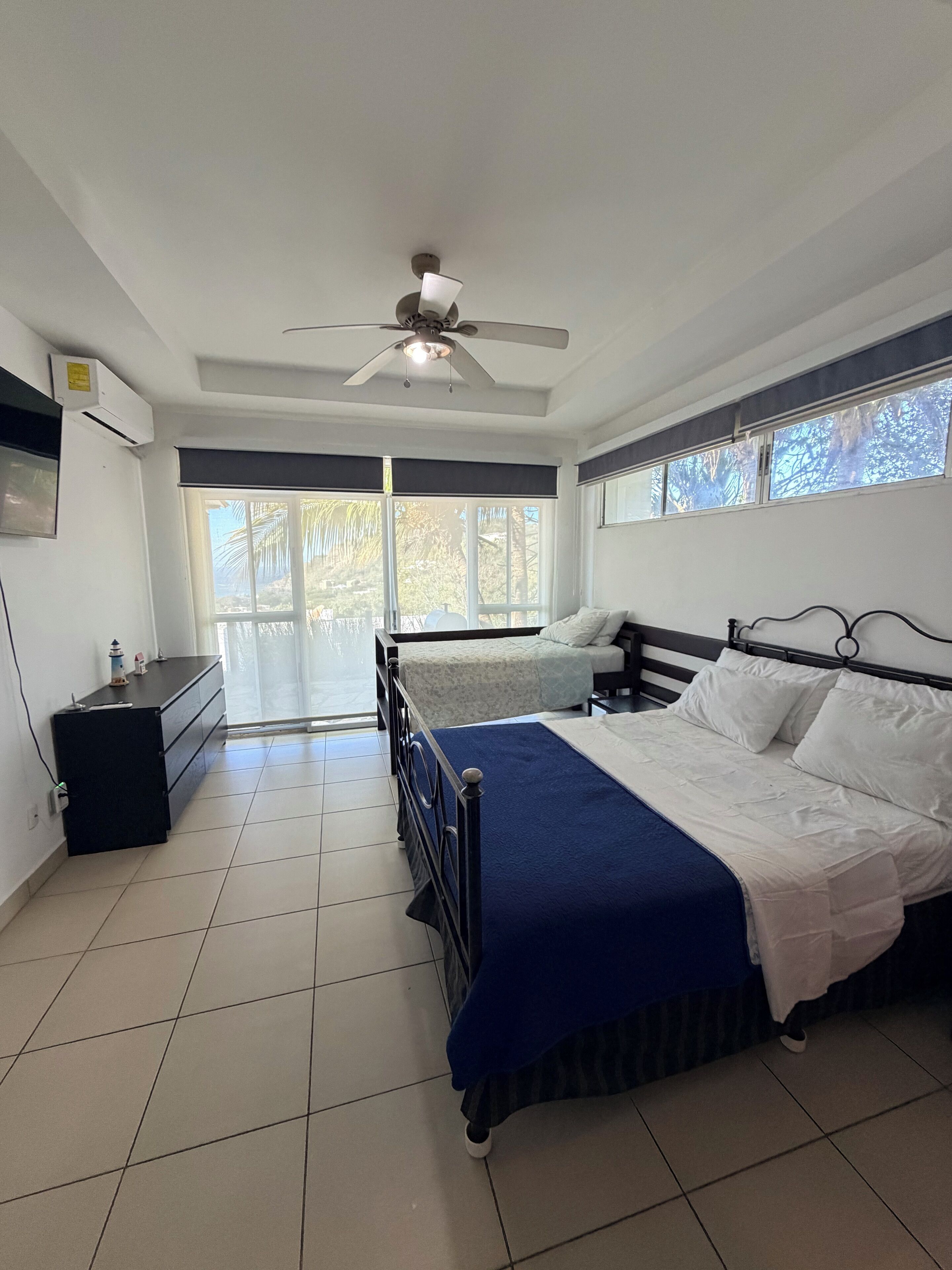 3 bedrooms, iron/ironing board, free WiFi, bed sheets