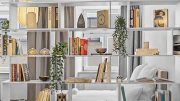 2 Schlafzimmer, Schreibtisch, Bügeleisen/Bügelbrett, kostenloses WLAN