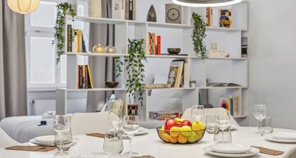 BetterStay Central Apartment in Straubing for 6 People I 97m² I KitchenI Netflix