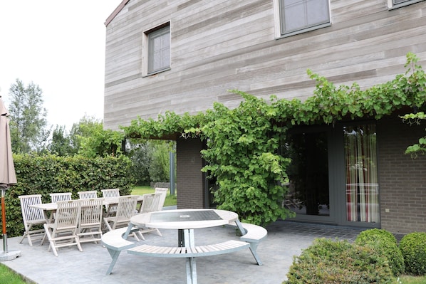 House | Garden - Countryside Holiday Home (Alveringem)