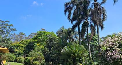 House in a gated community, secluded and pleasant, near the Guarapiranga Reservoir.